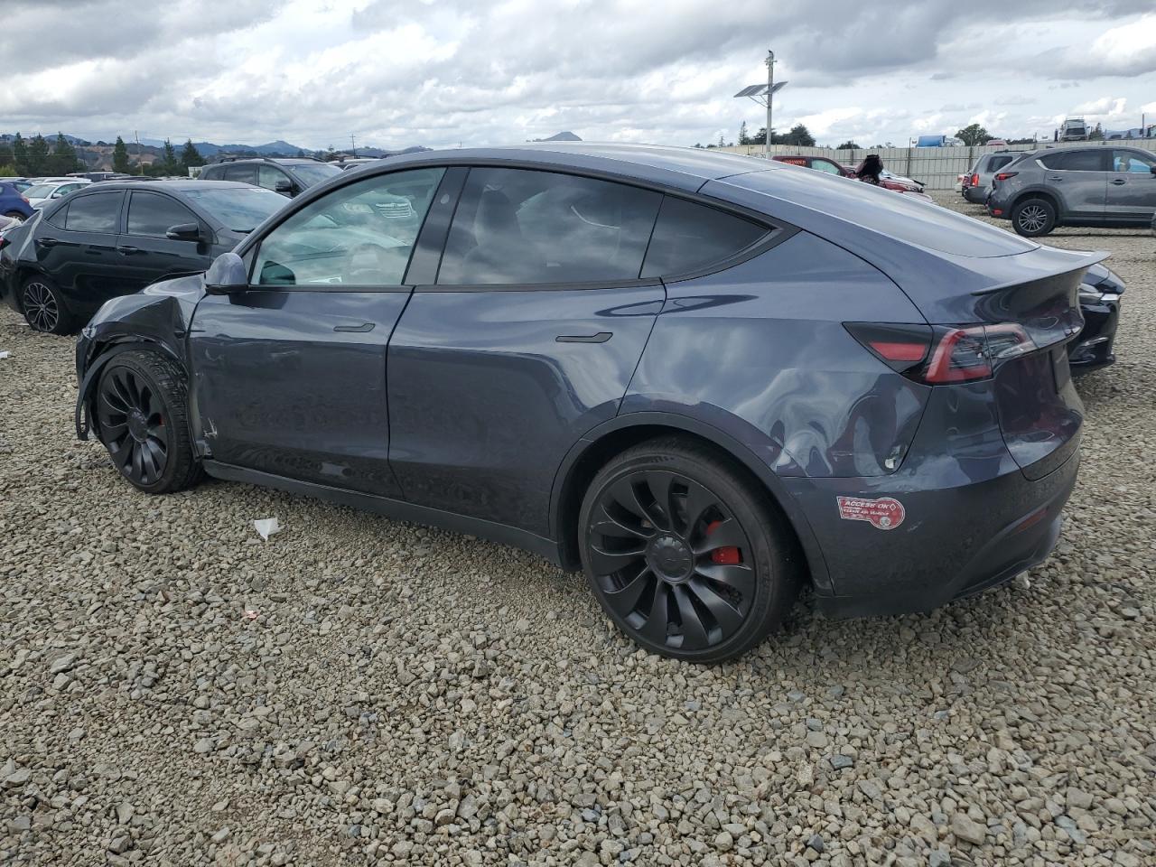 2023 TESLA MODEL Y