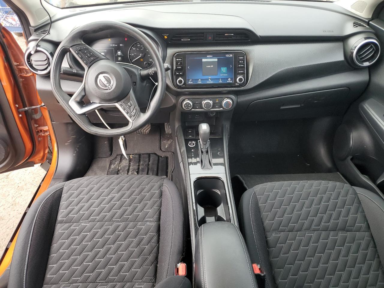 2023 NISSAN KICKS