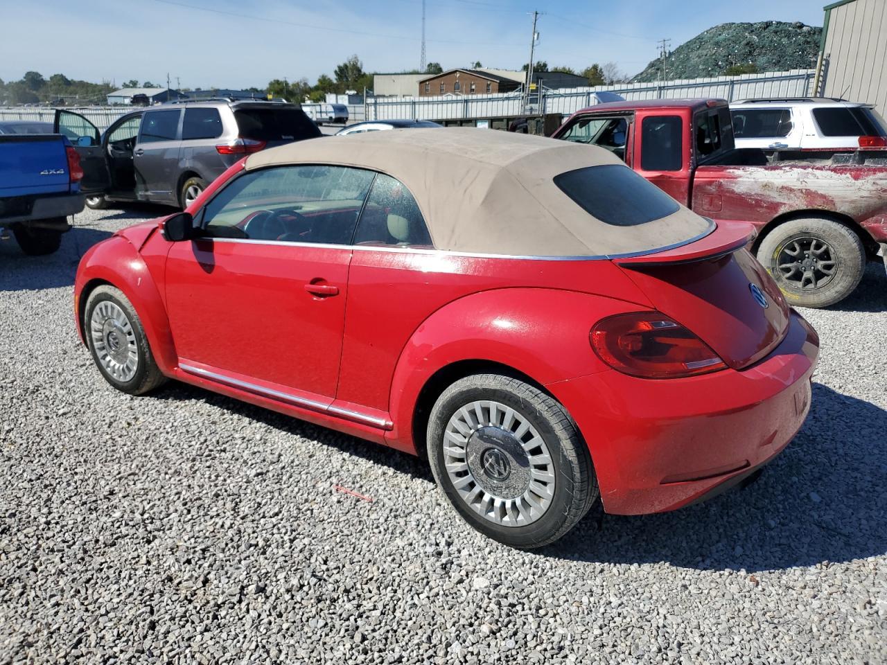 2015 VOLKSWAGEN Beetle