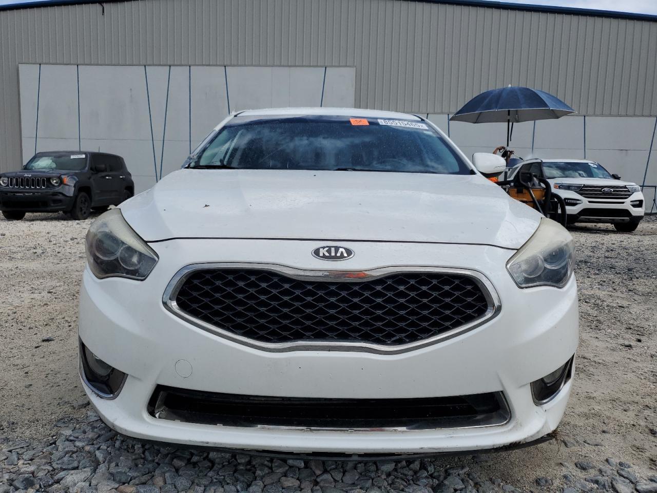 2016 KIA Cadenza