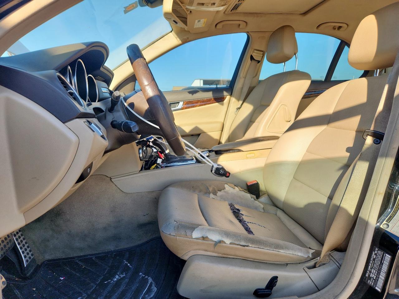 2012 MERCEDES-BENZ C-CLASS