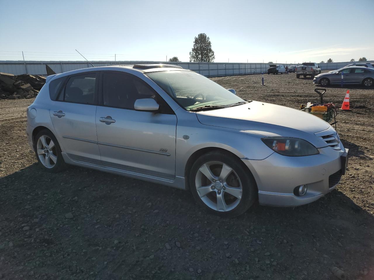 2006 MAZDA 3