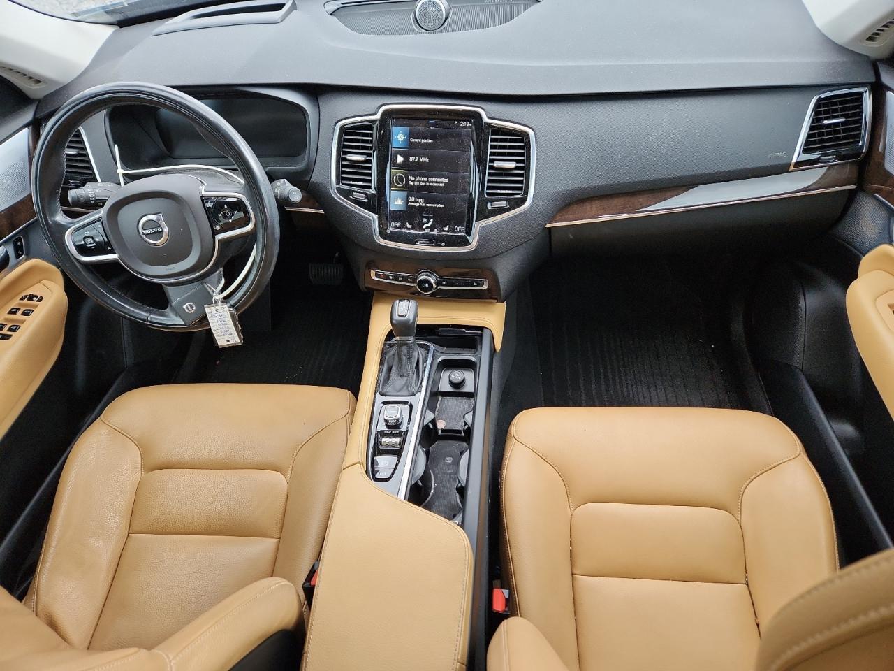 2016 VOLVO XC90