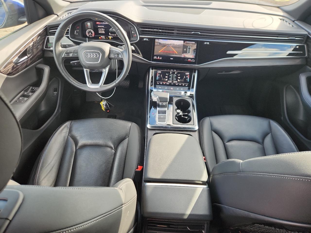 2023 AUDI Q8