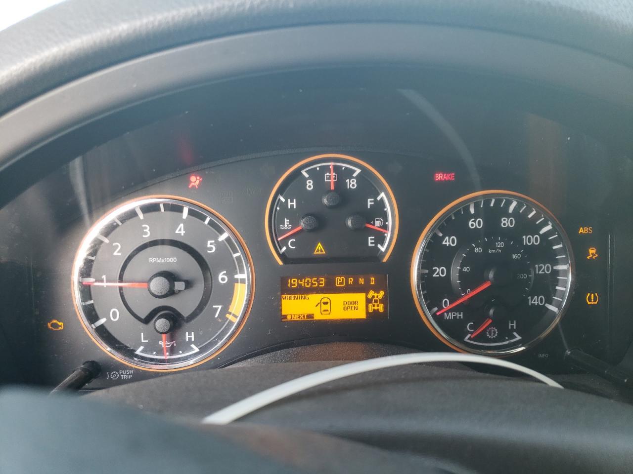 2015 NISSAN Armada