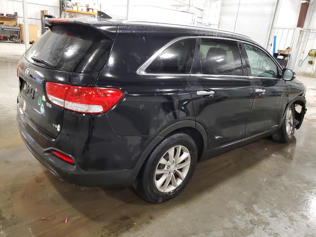 2017 KIA SORENTO