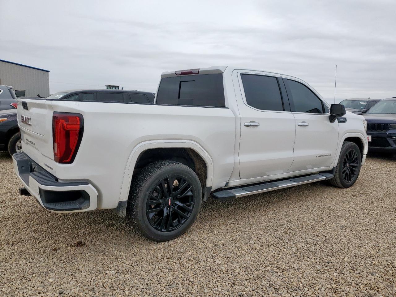 2021 GMC Sierra