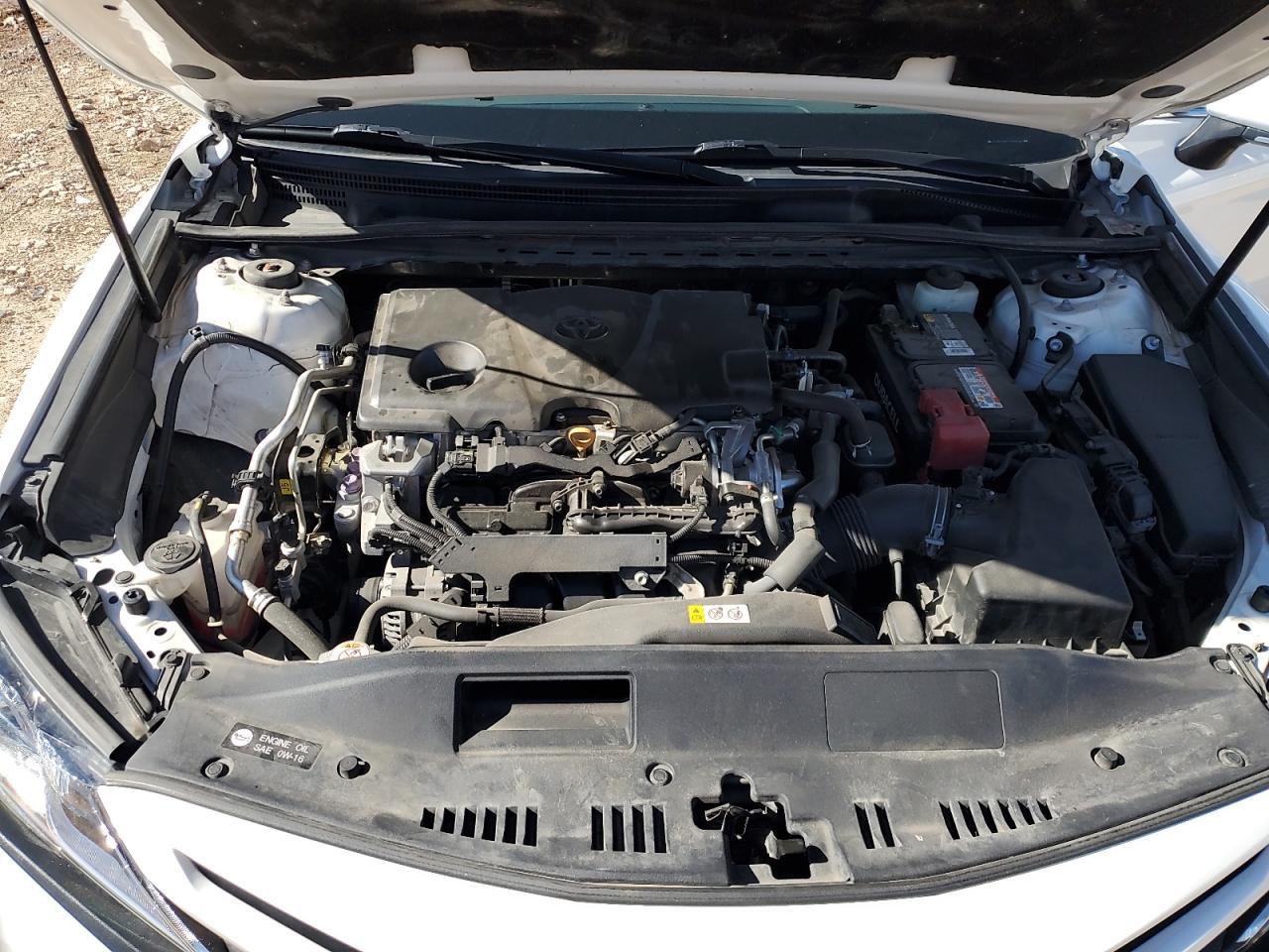 2018 TOYOTA CAMRY