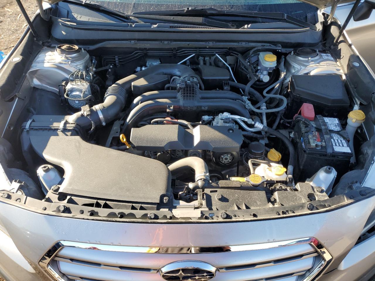 2015 SUBARU Outback