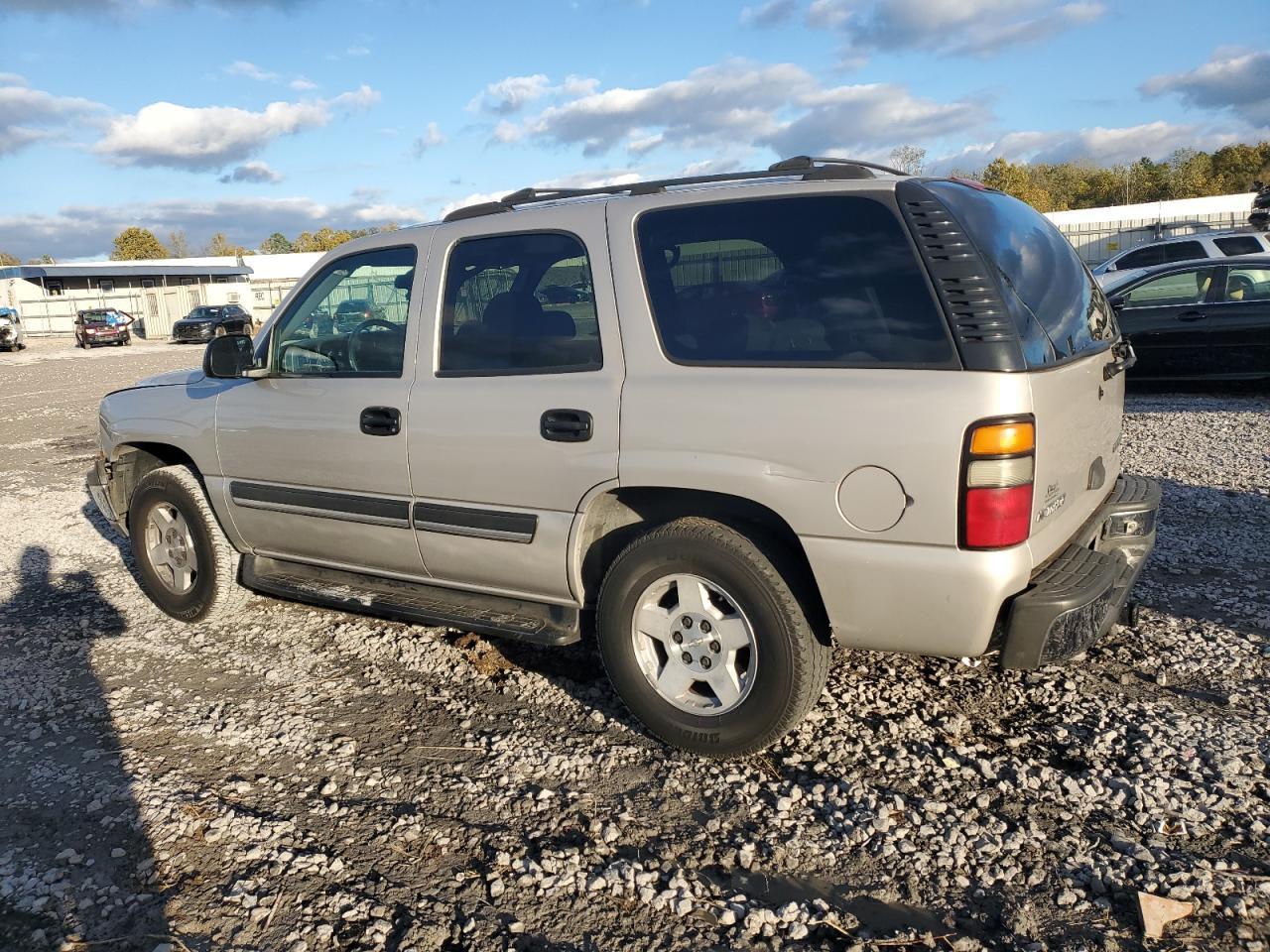 2004 CHEVROLET Tahoe