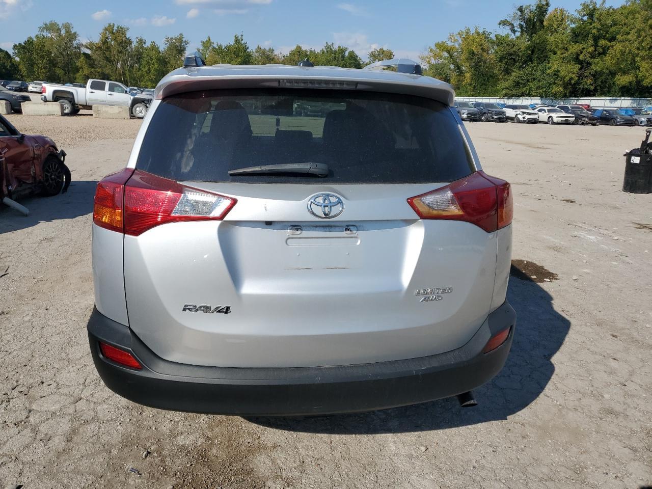 2015 TOYOTA RAV4