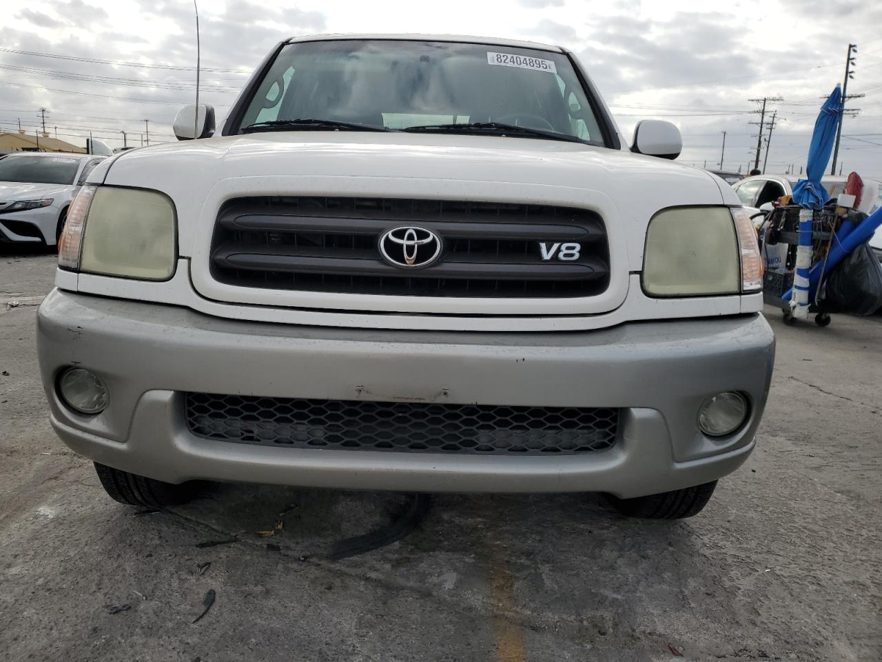 2002 TOYOTA Sequoia