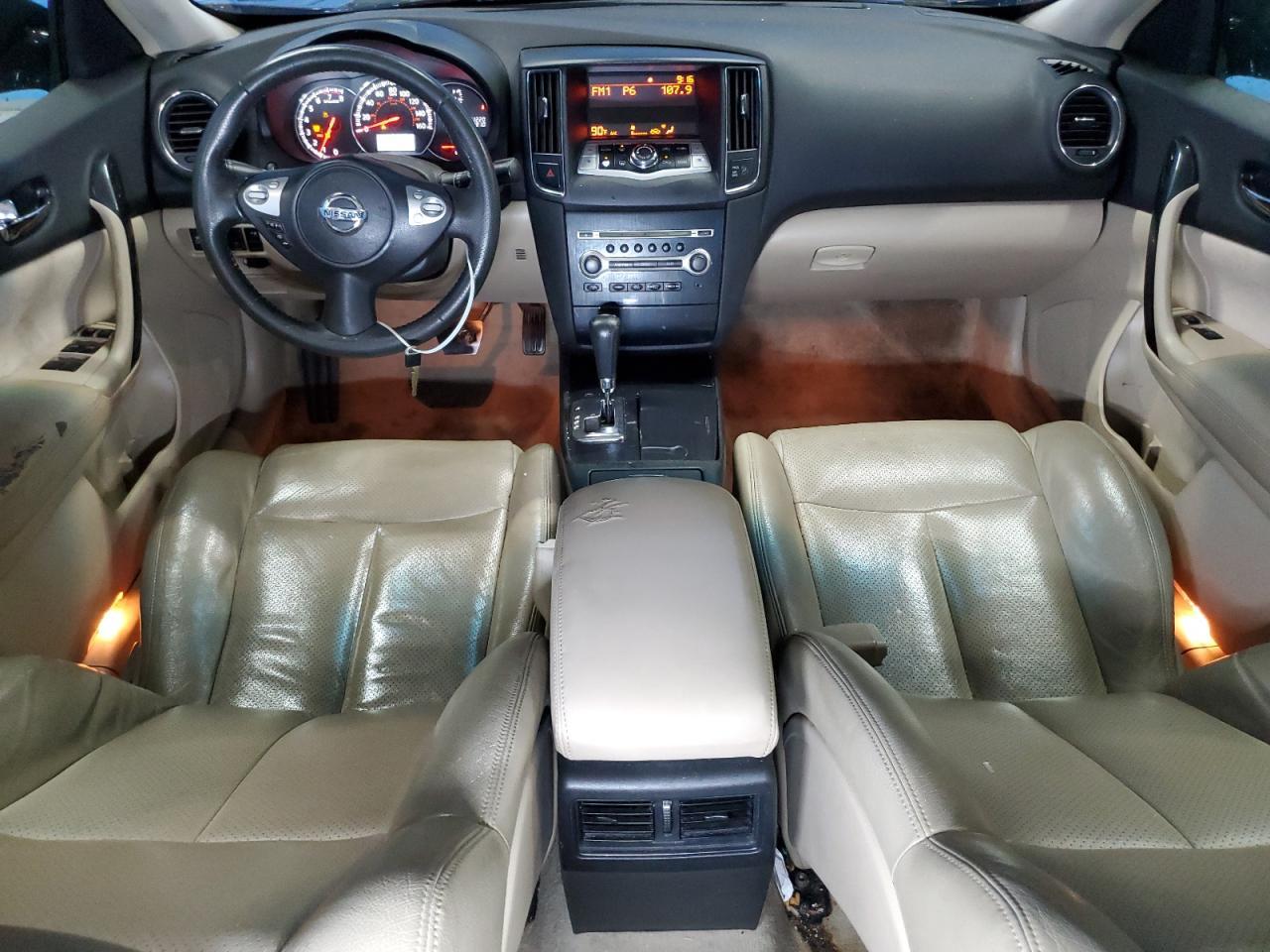 2014 NISSAN Maxima