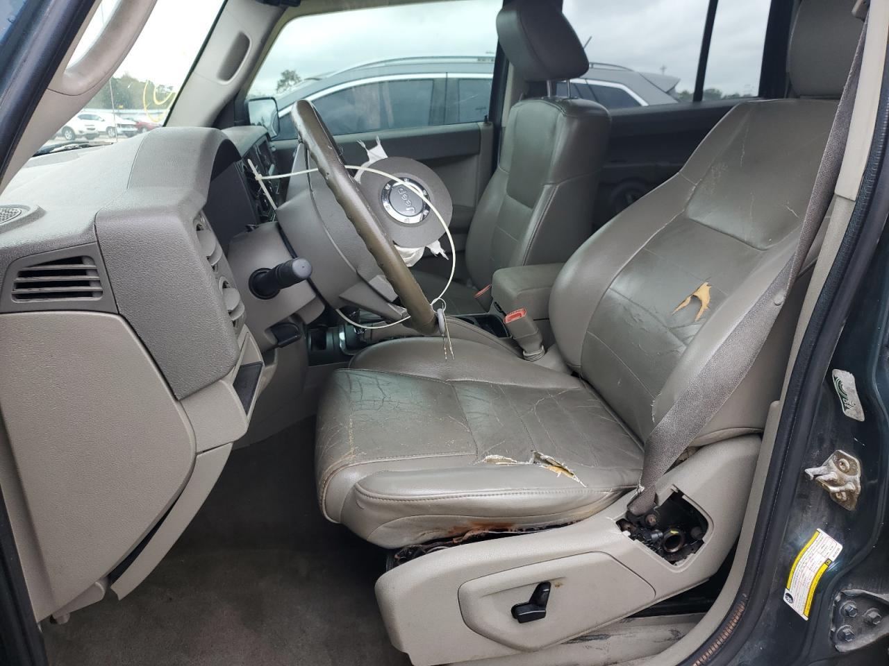 2006 JEEP Commander