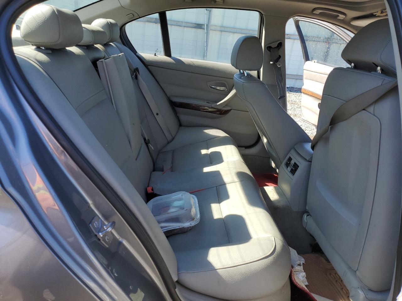 2011 BMW 3 SERIES