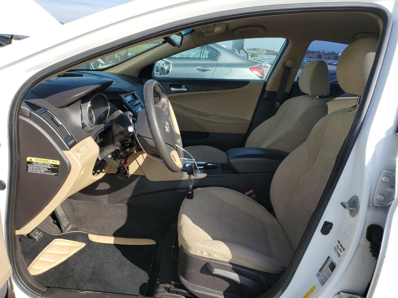2013 HYUNDAI SONATA
