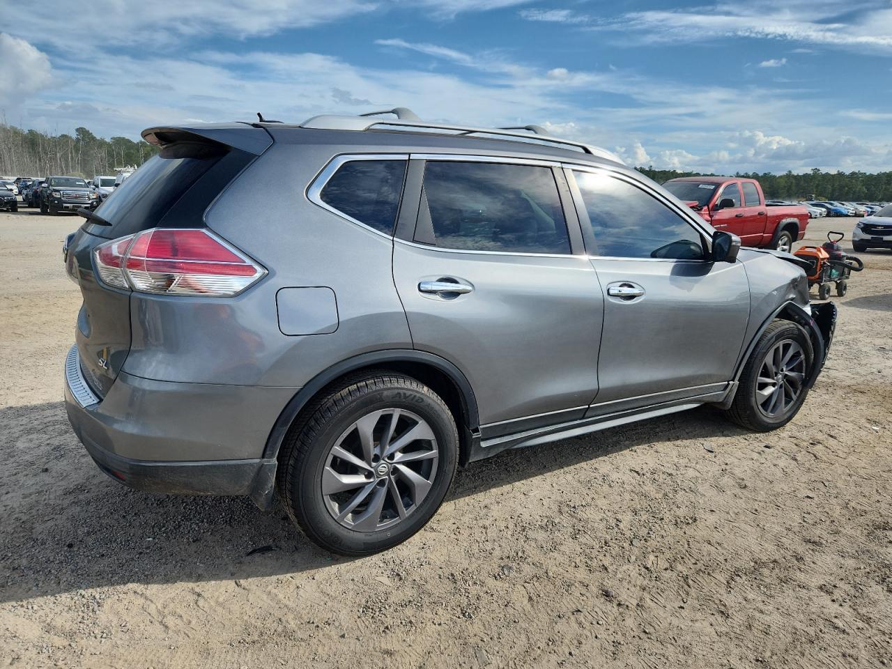 2016 NISSAN ROGUE