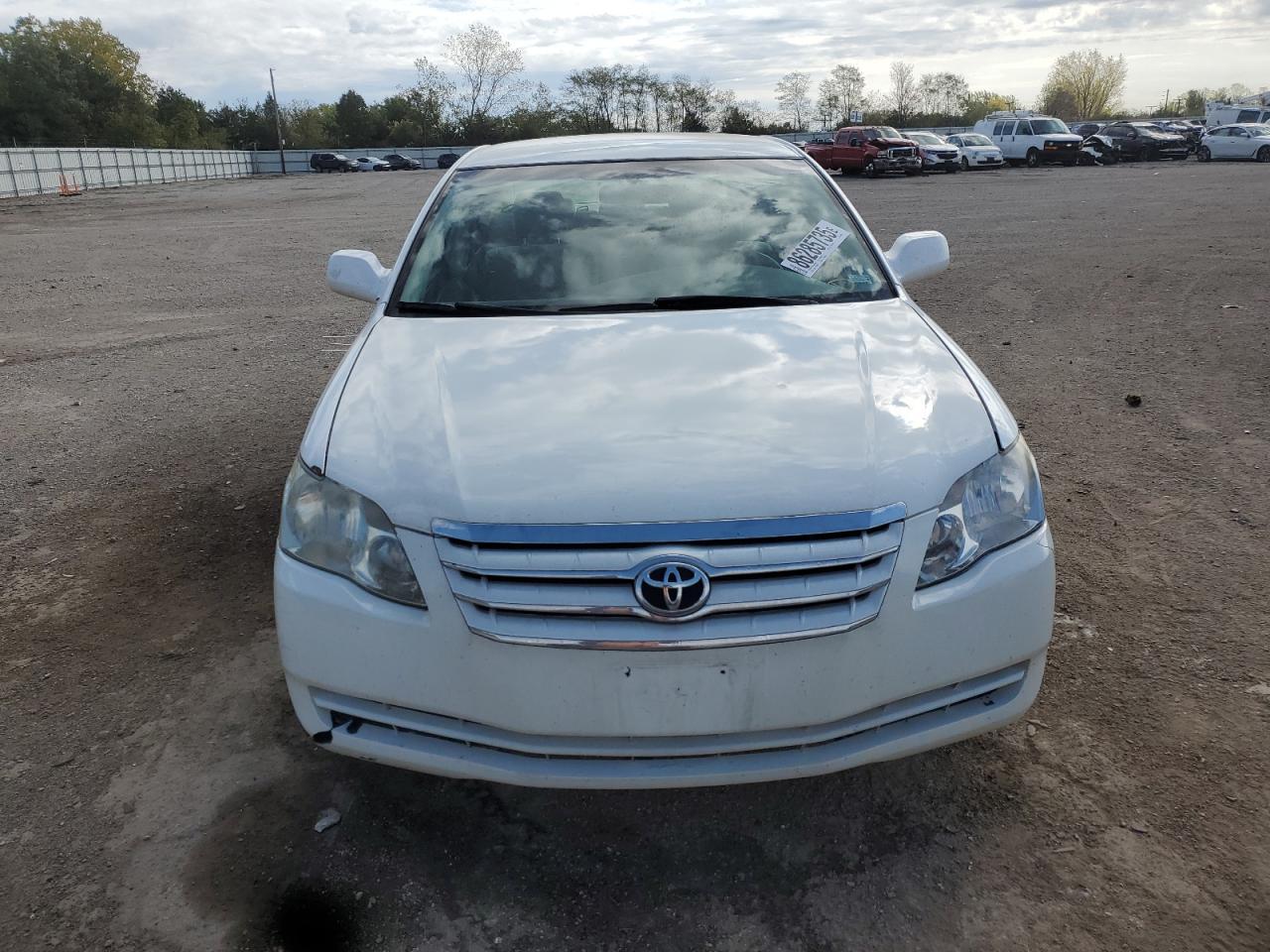 2006 TOYOTA Avalon