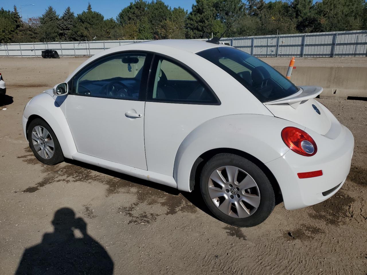 2010 VOLKSWAGEN Beetle
