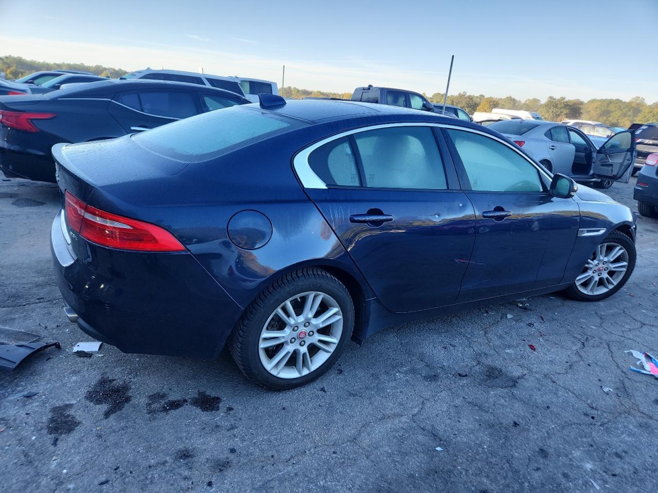 2017 JAGUAR XE