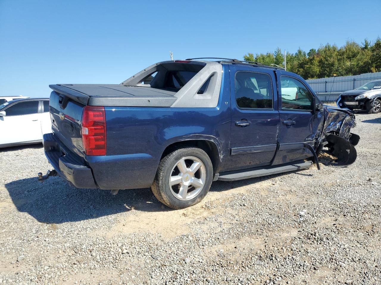 2011 CHEVROLET Avalanche