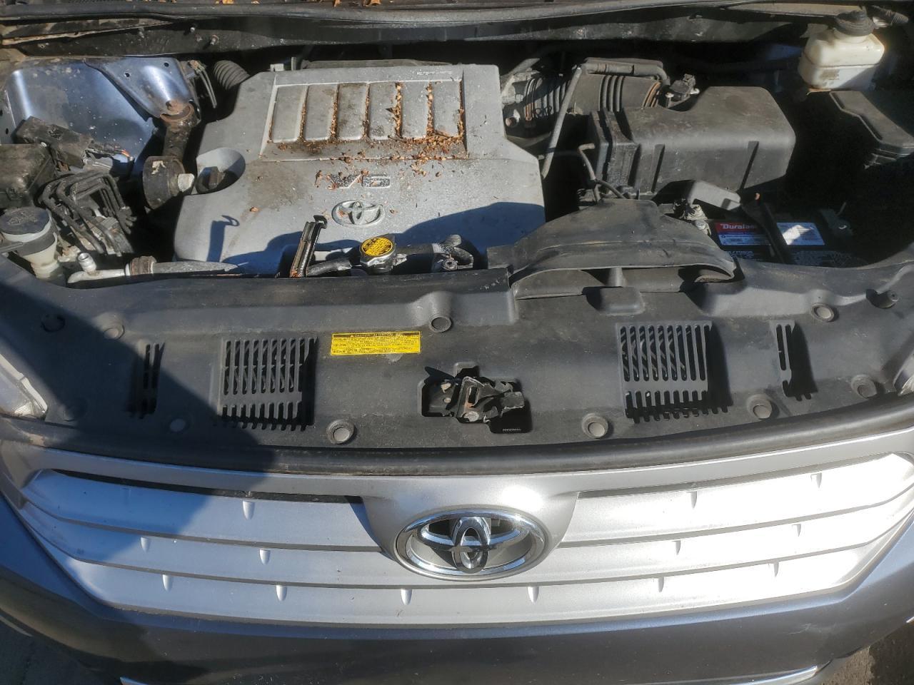 2013 TOYOTA HIGHLANDER