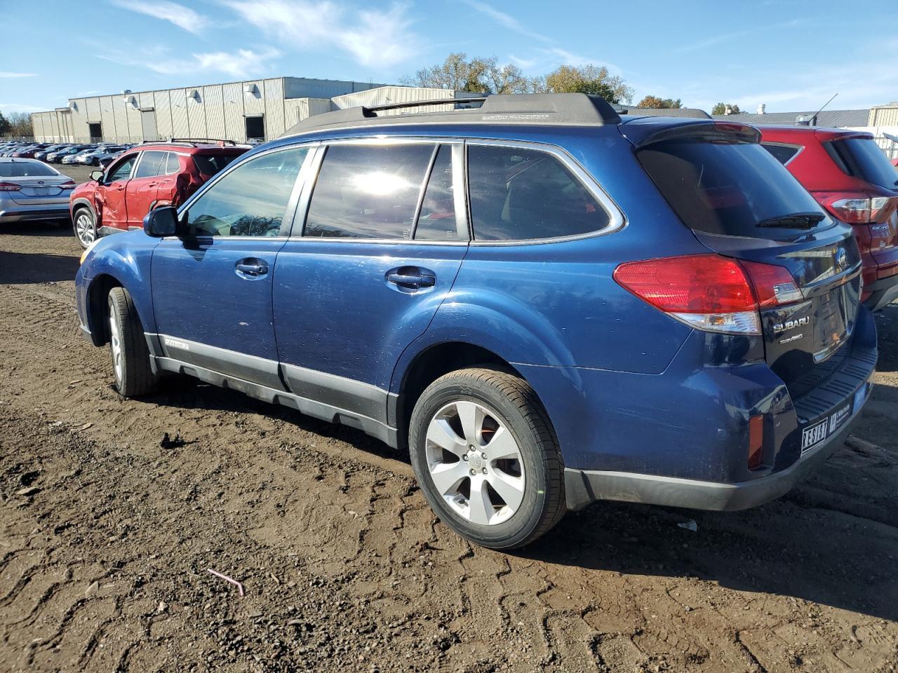 2010 SUBARU Outback