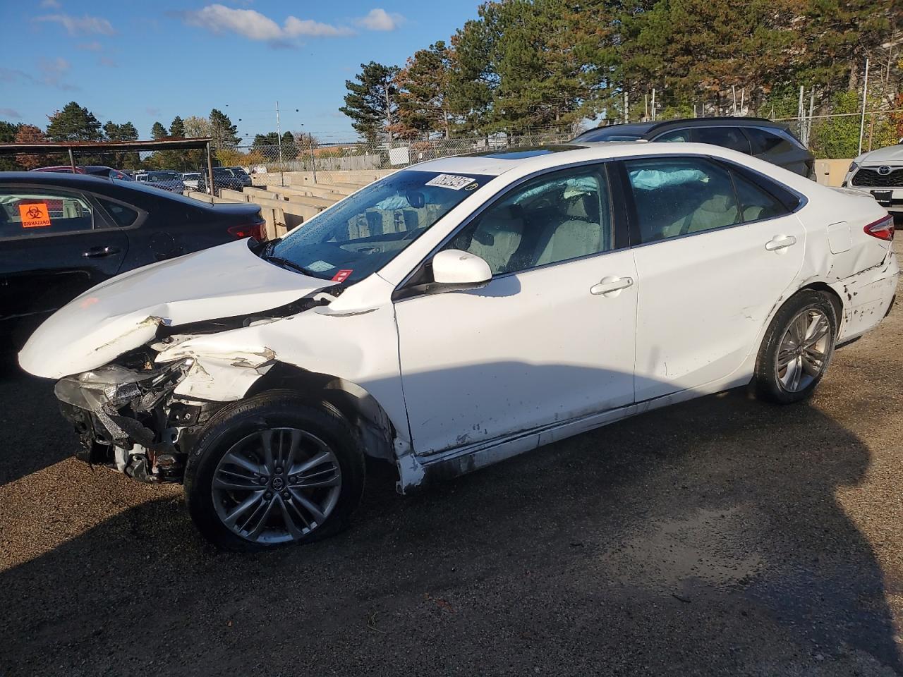 2016 TOYOTA CAMRY