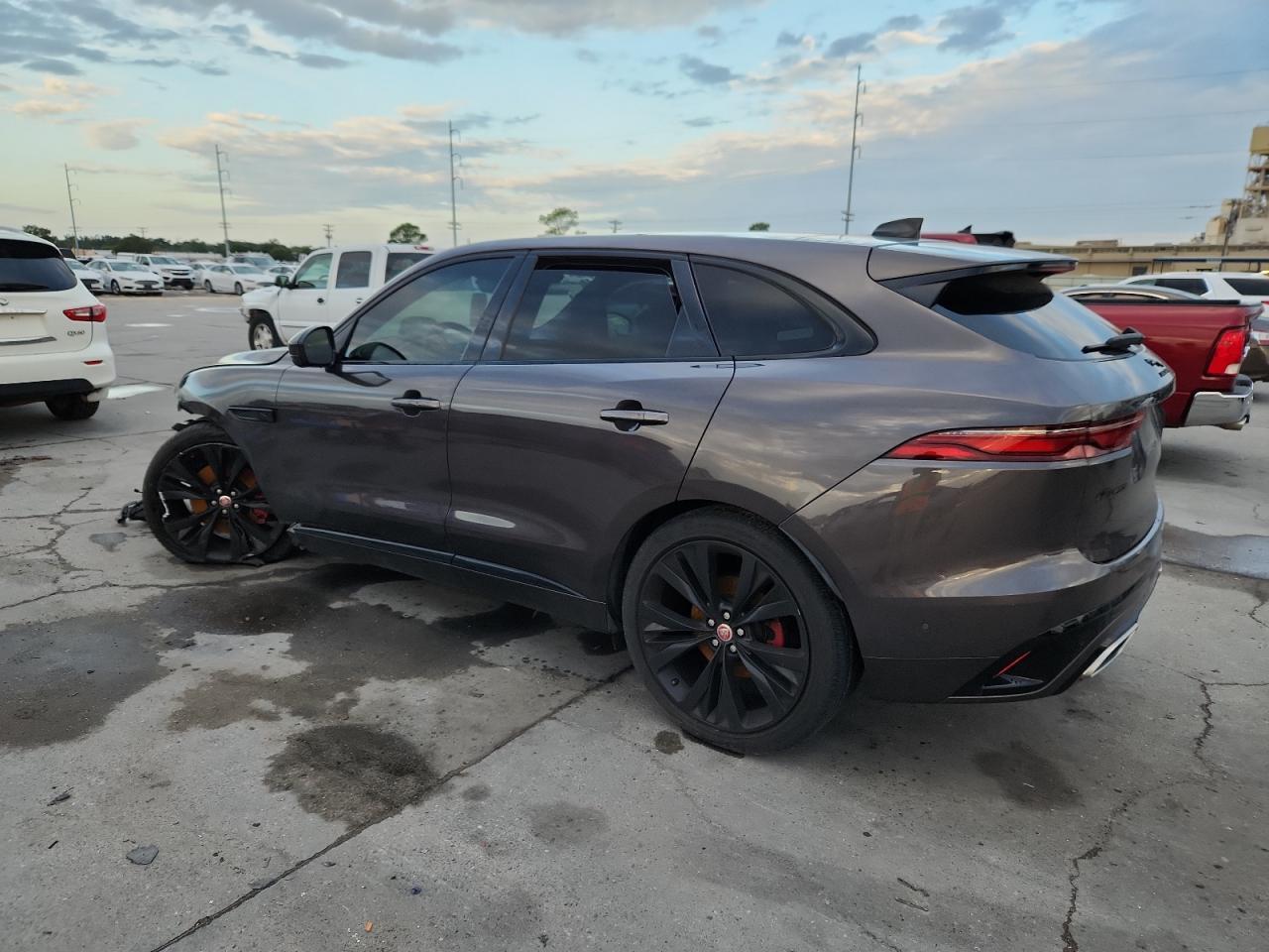 2021 JAGUAR F-Pace