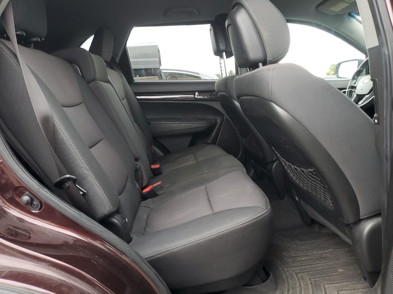 2011 KIA SORENTO