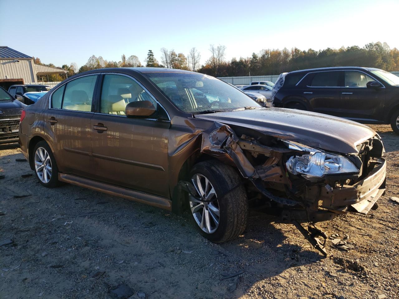 2013 SUBARU Legacy