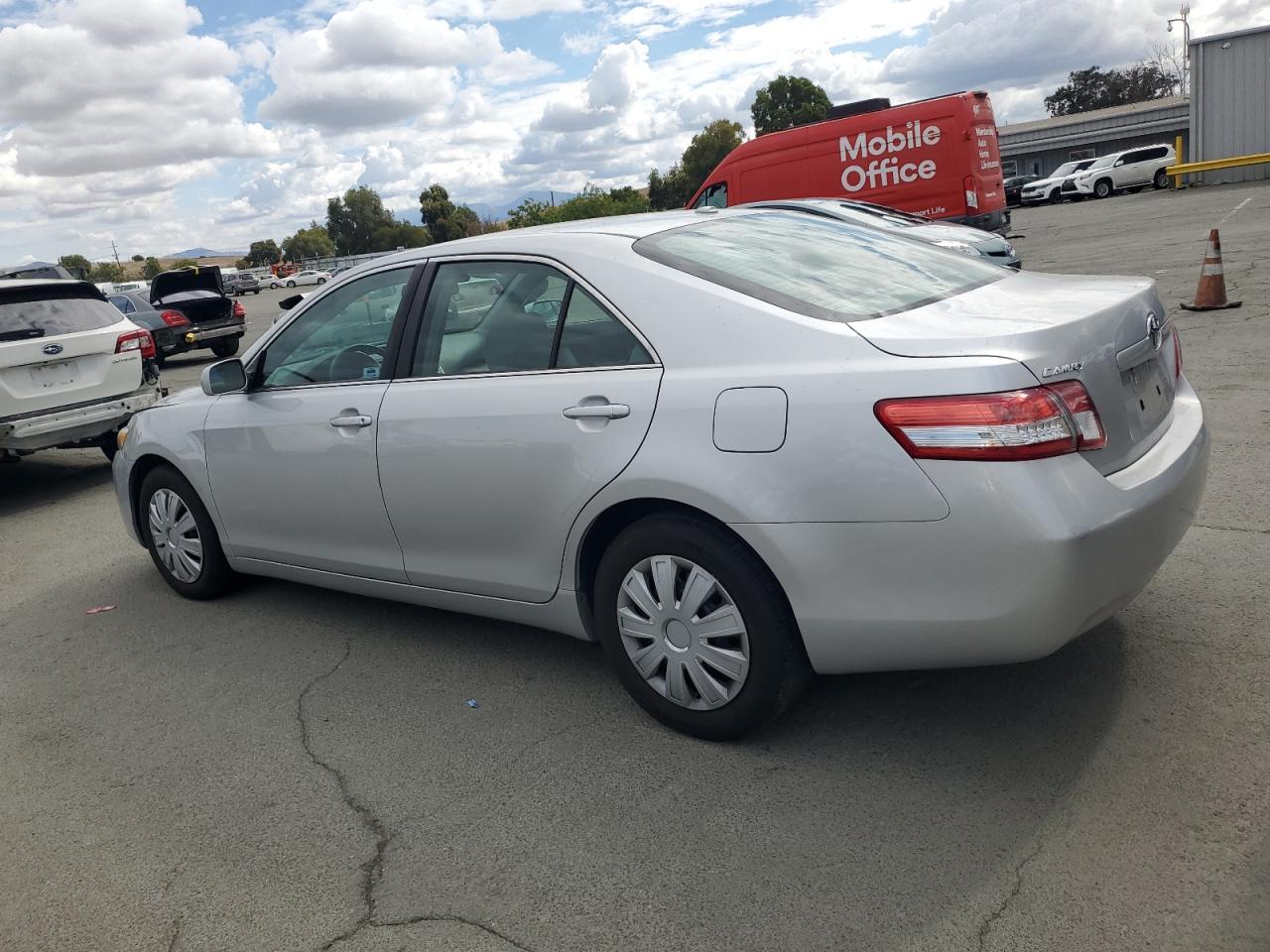 2010 TOYOTA CAMRY