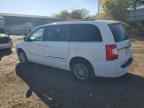 2014 CHRYSLER Town & Country