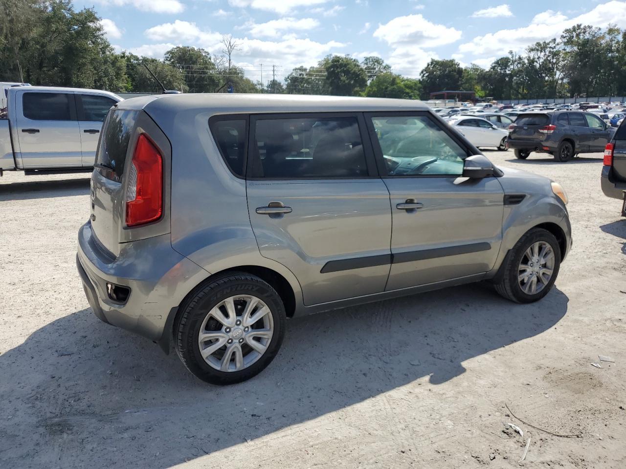 2013 KIA SOUL