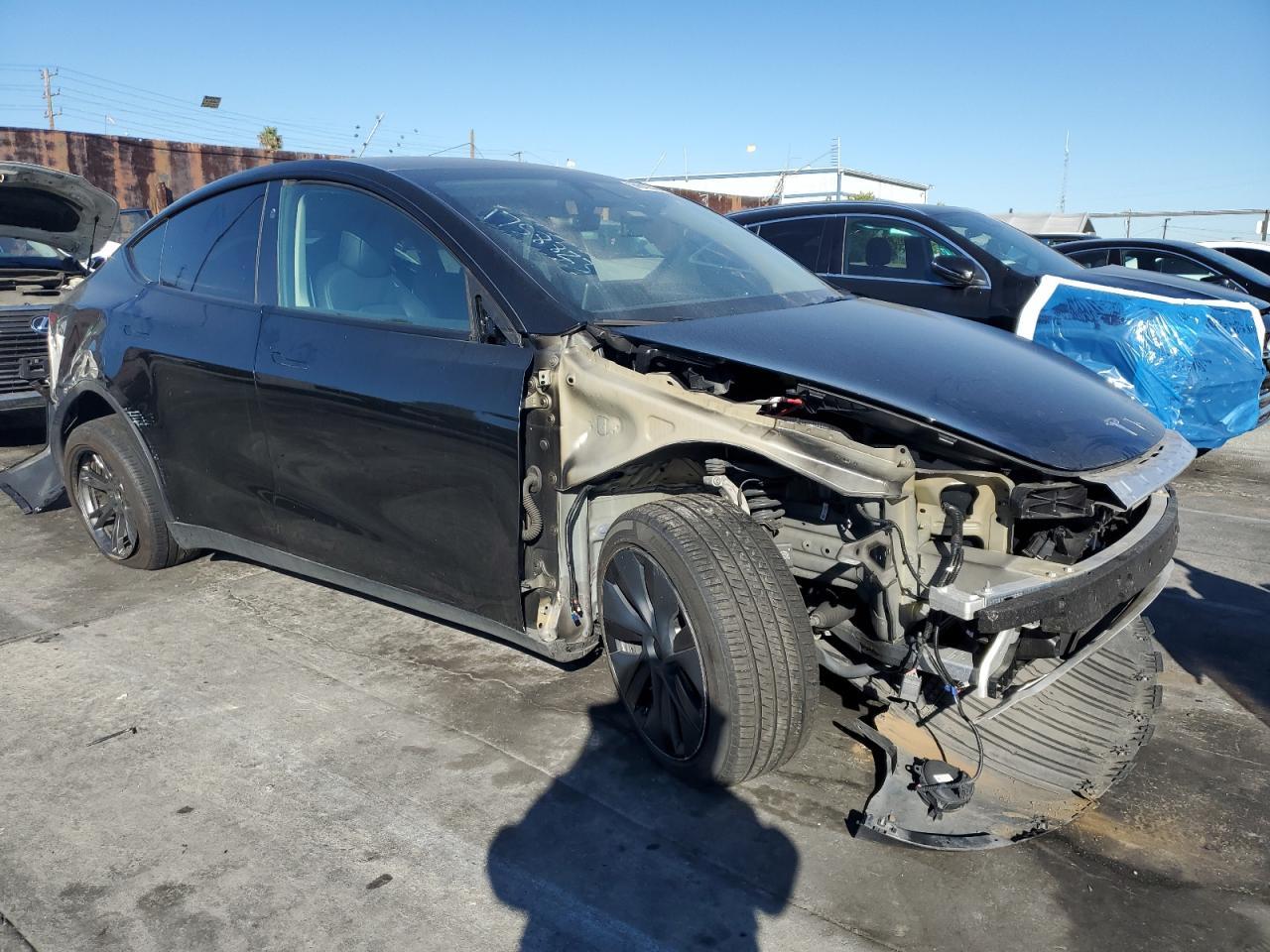 2024 TESLA MODEL Y