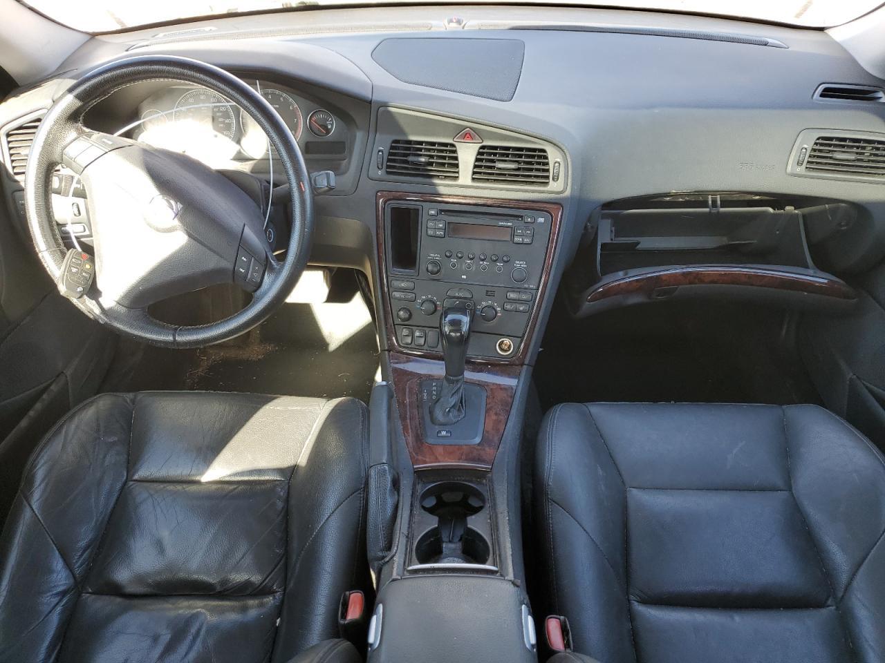 2005 VOLVO S60