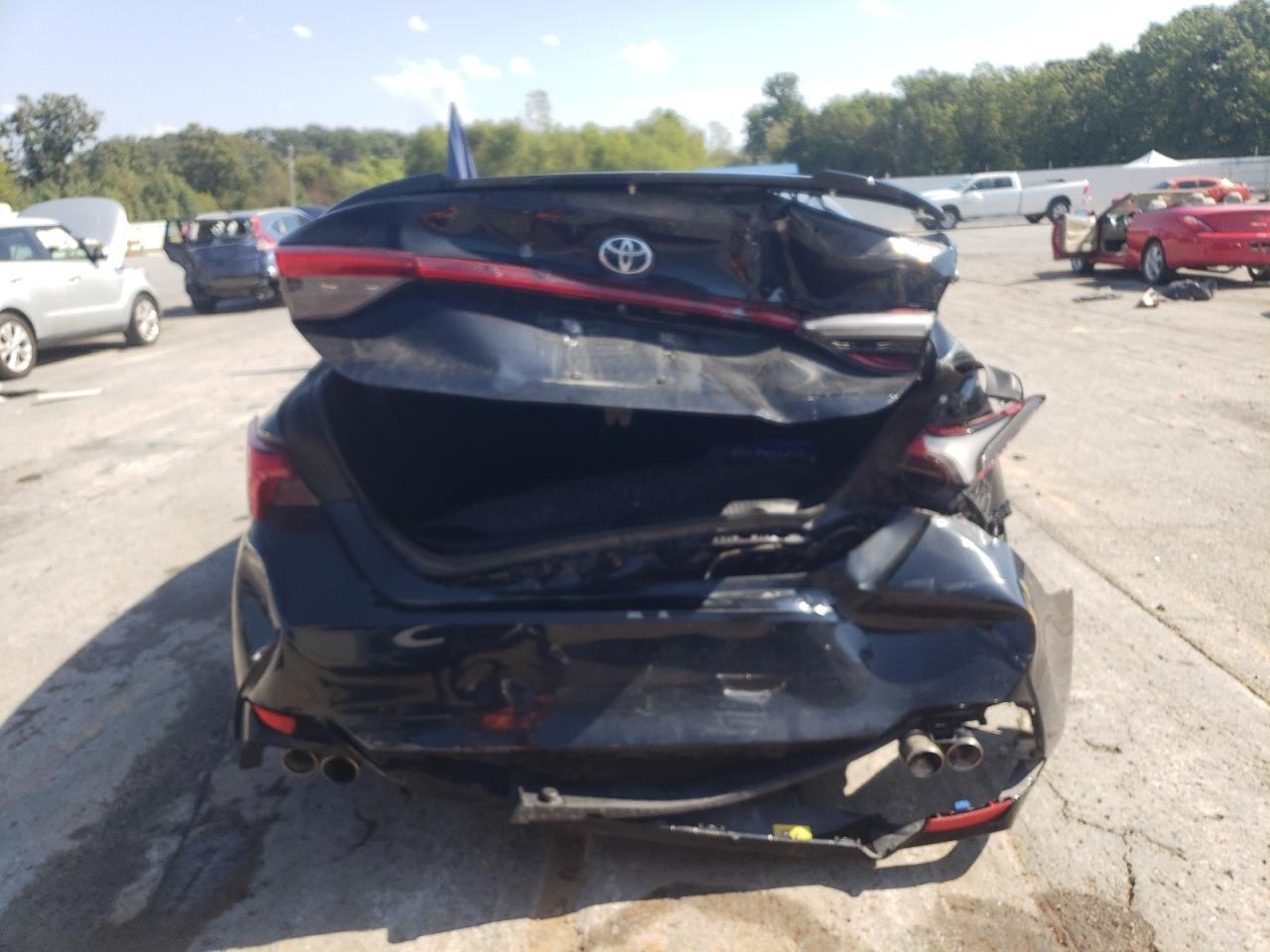 2019 TOYOTA Avalon