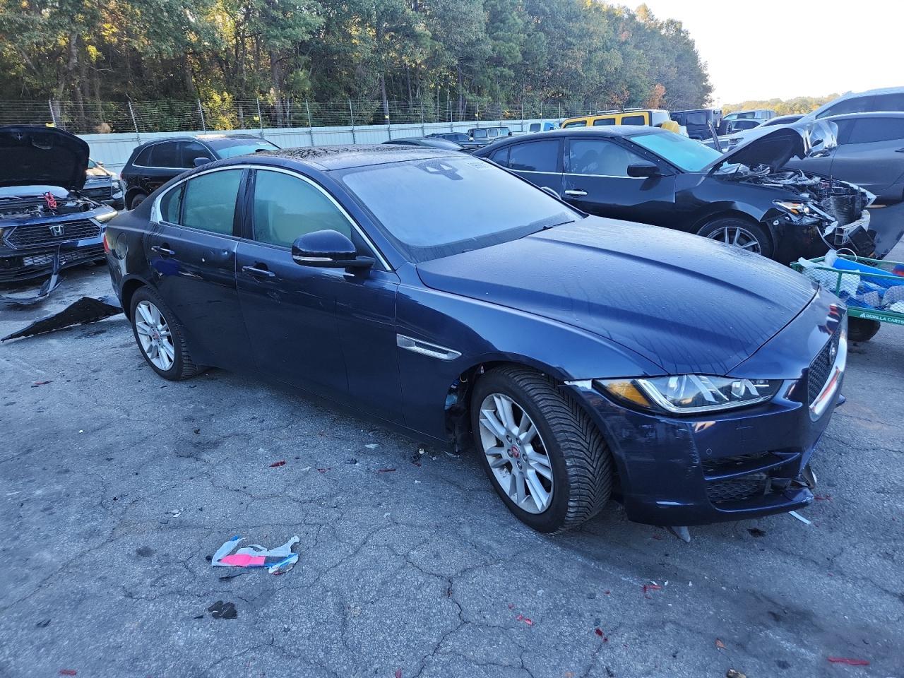 2017 JAGUAR XE