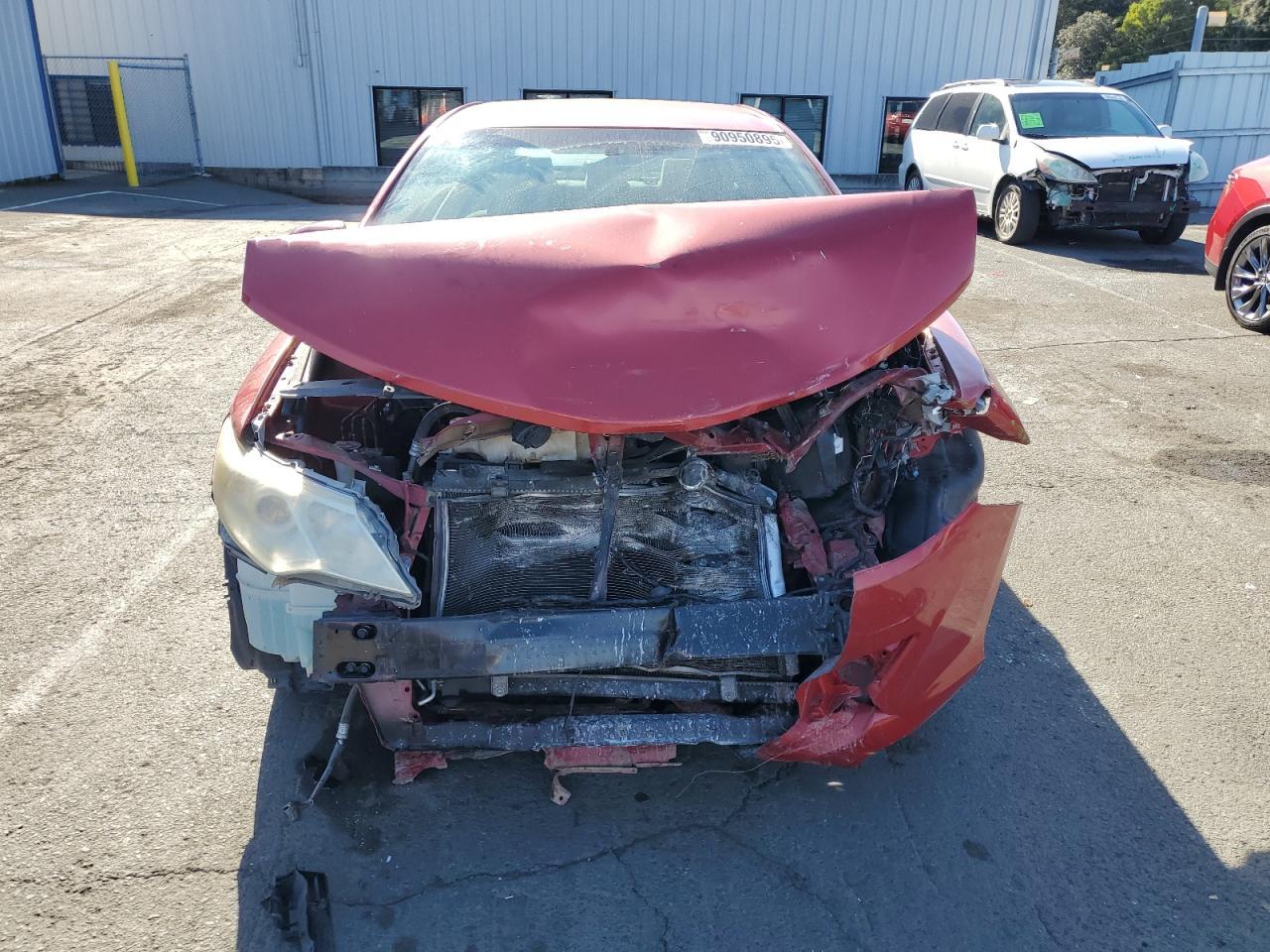 2014 TOYOTA CAMRY