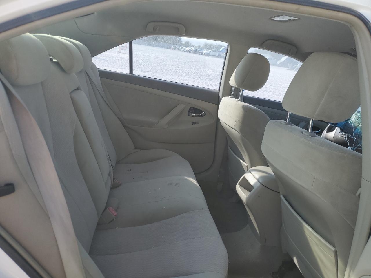 2011 TOYOTA CAMRY