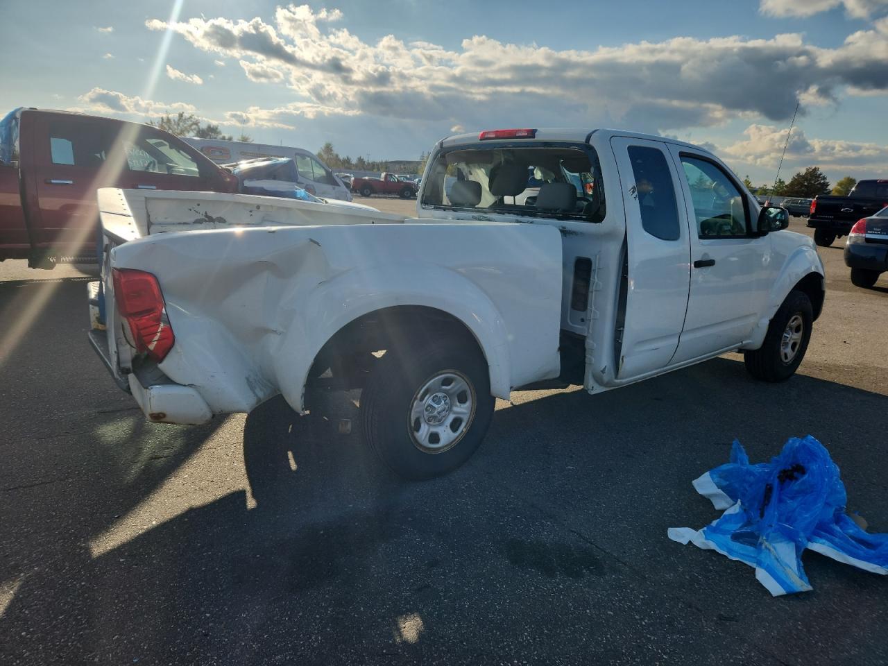 2017 NISSAN Frontier