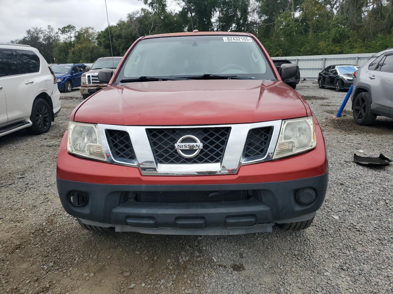 2015 NISSAN Frontier