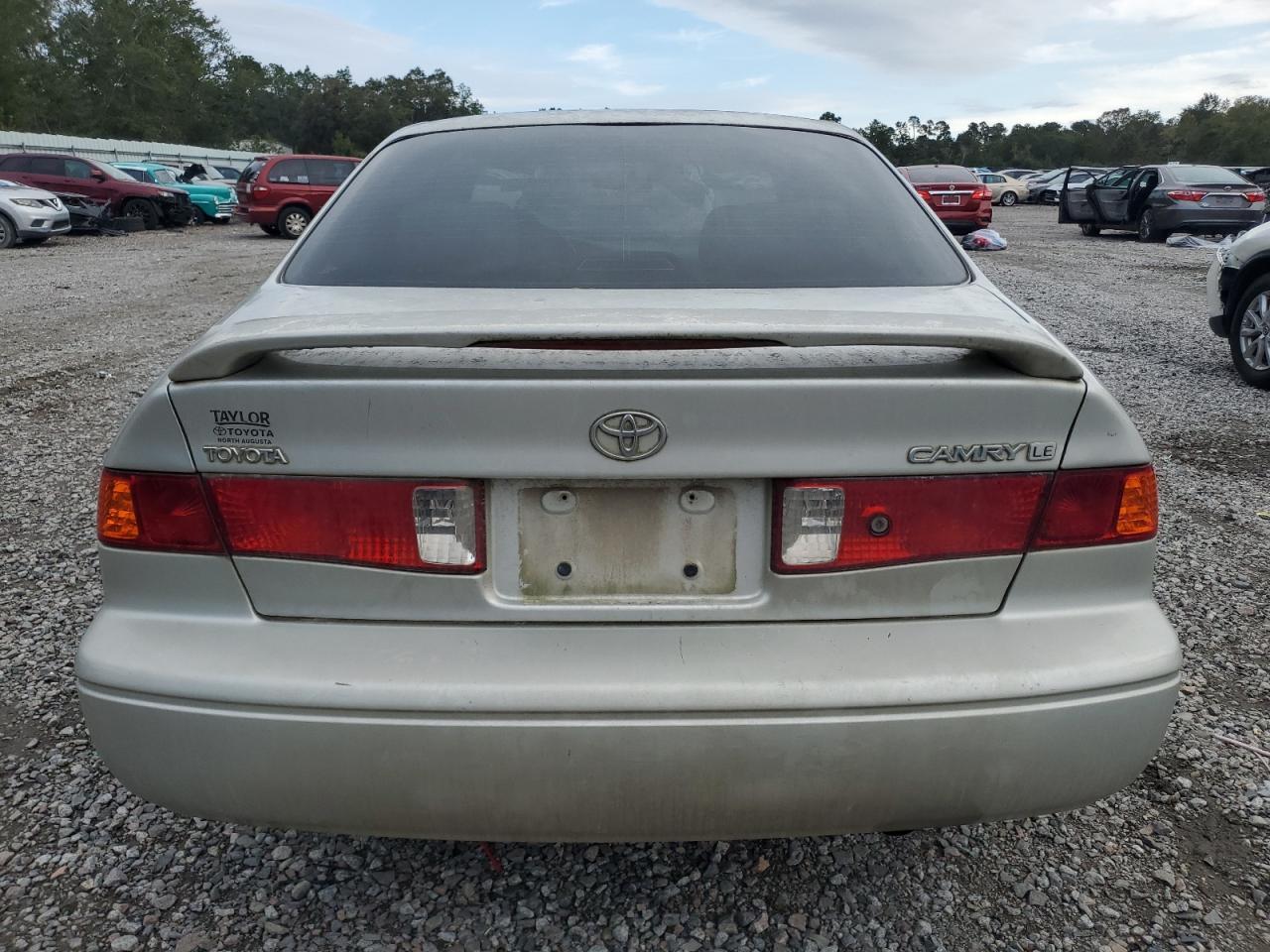2001 TOYOTA CAMRY