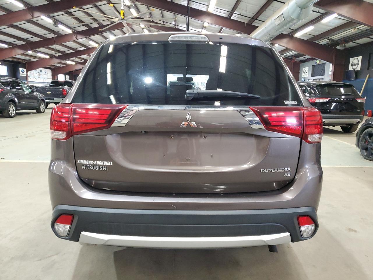 2016 MITSUBISHI outlander