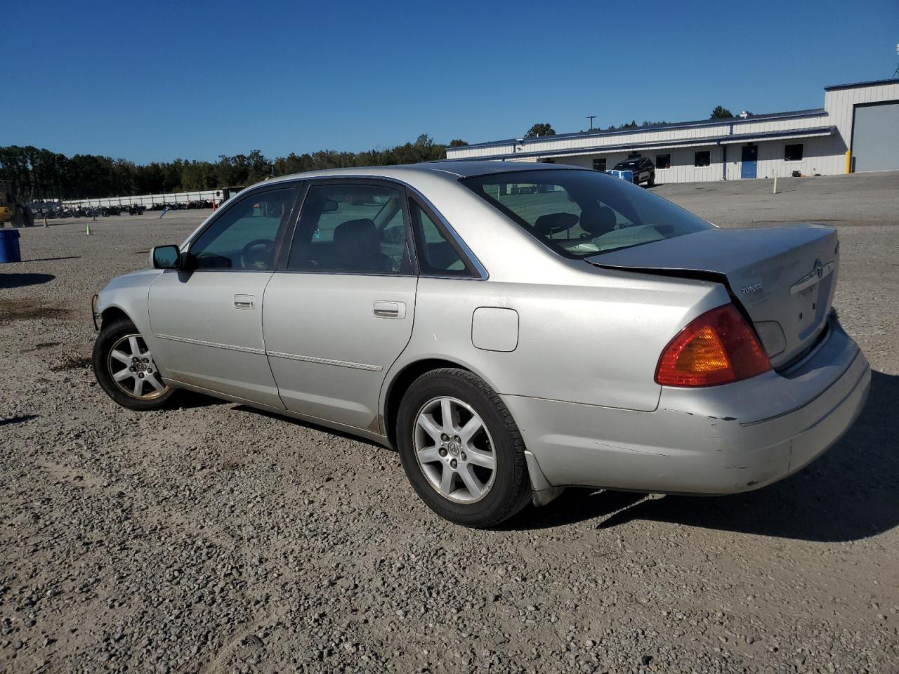 2002 TOYOTA Avalon