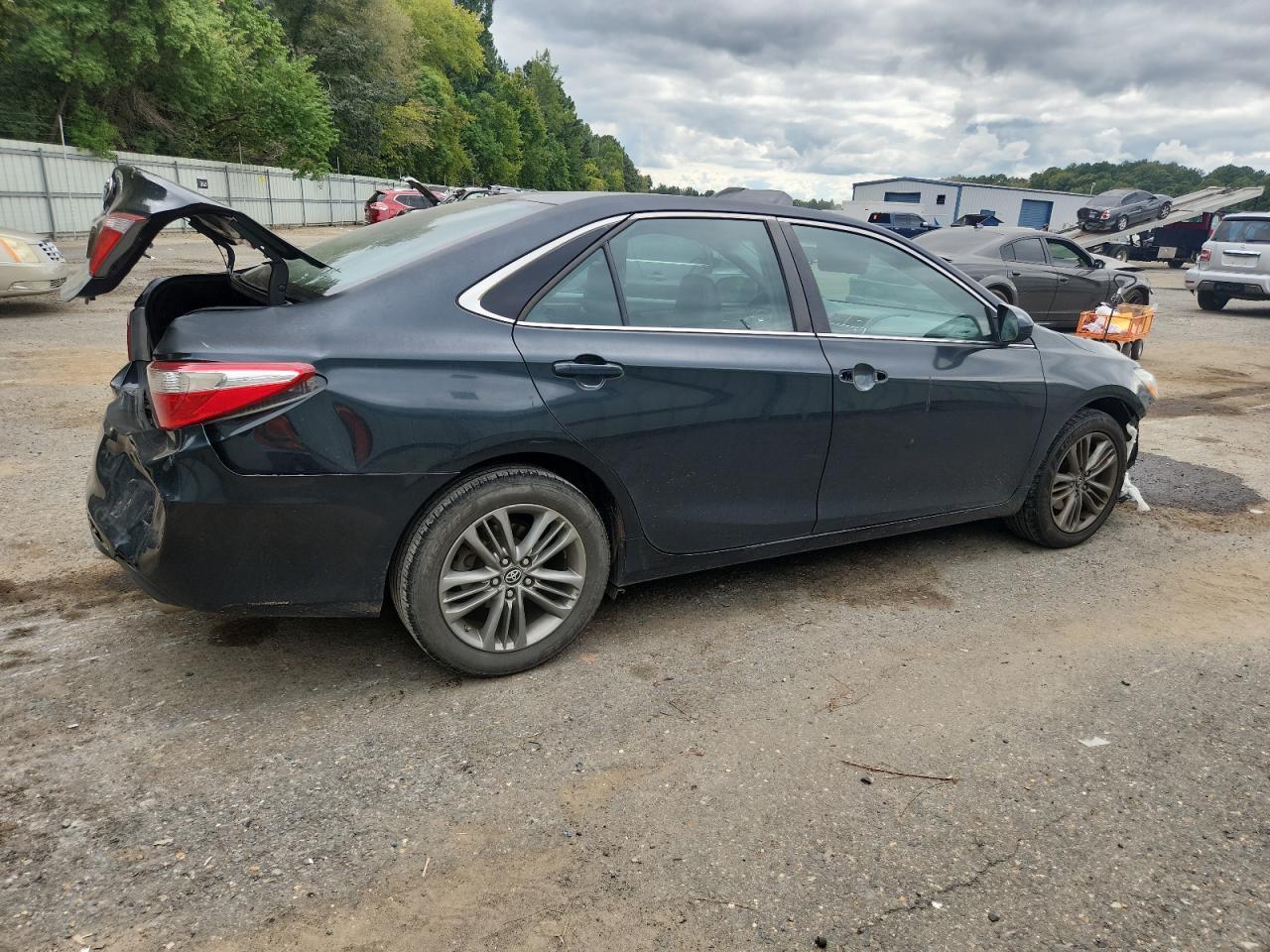 2017 TOYOTA CAMRY