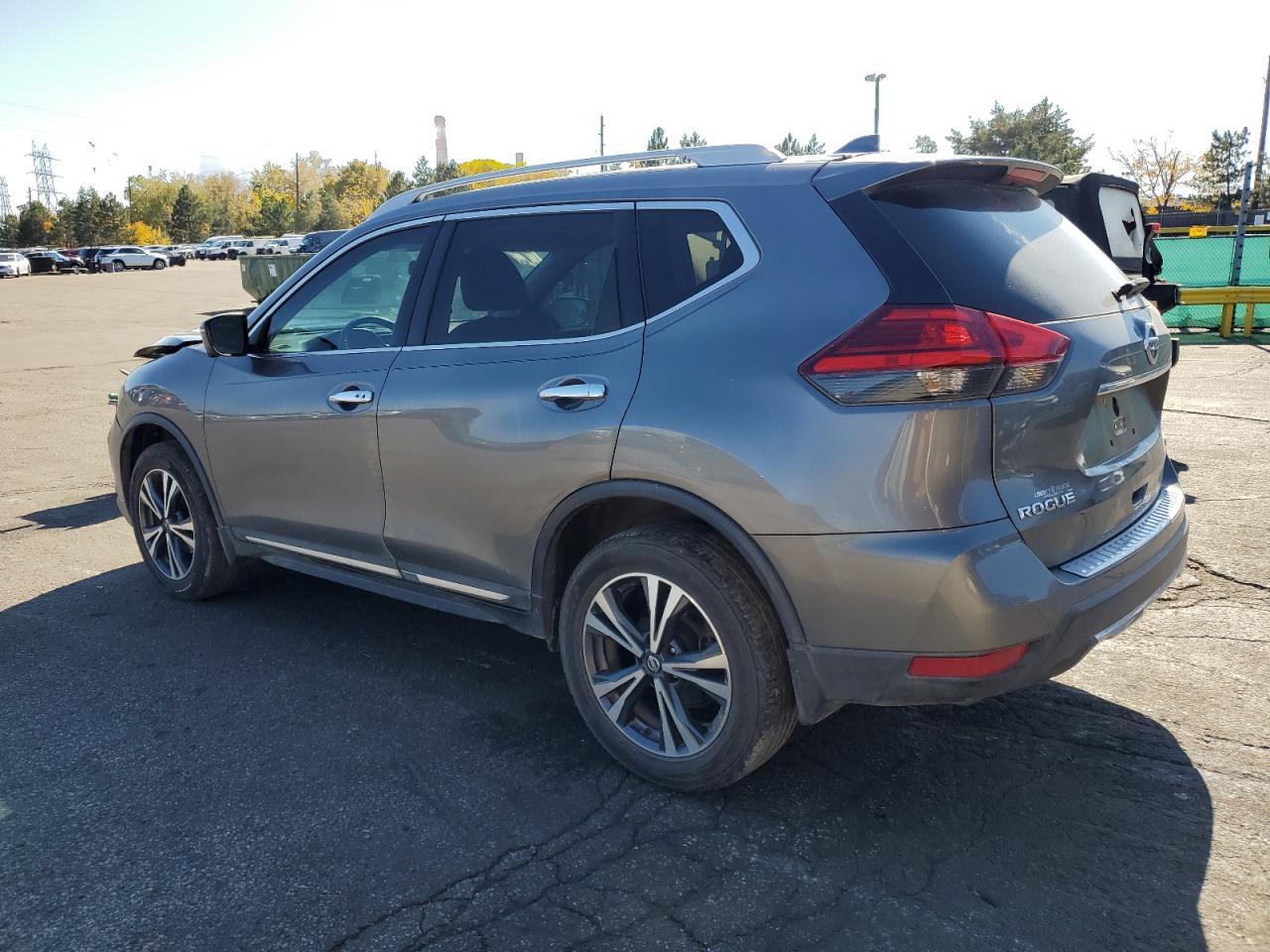 2017 NISSAN ROGUE