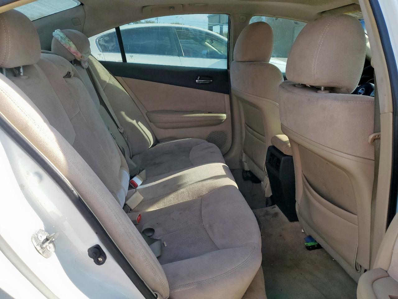 2014 NISSAN Maxima