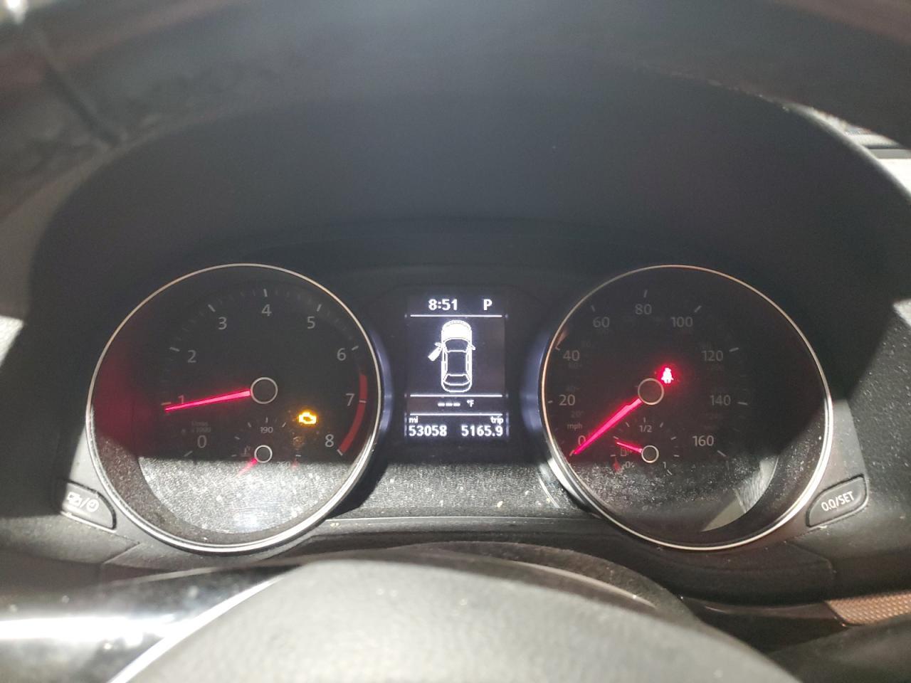 2017 VOLKSWAGEN Passat
