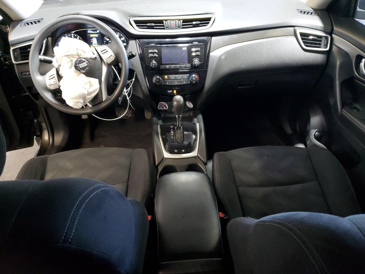 2016 NISSAN ROGUE